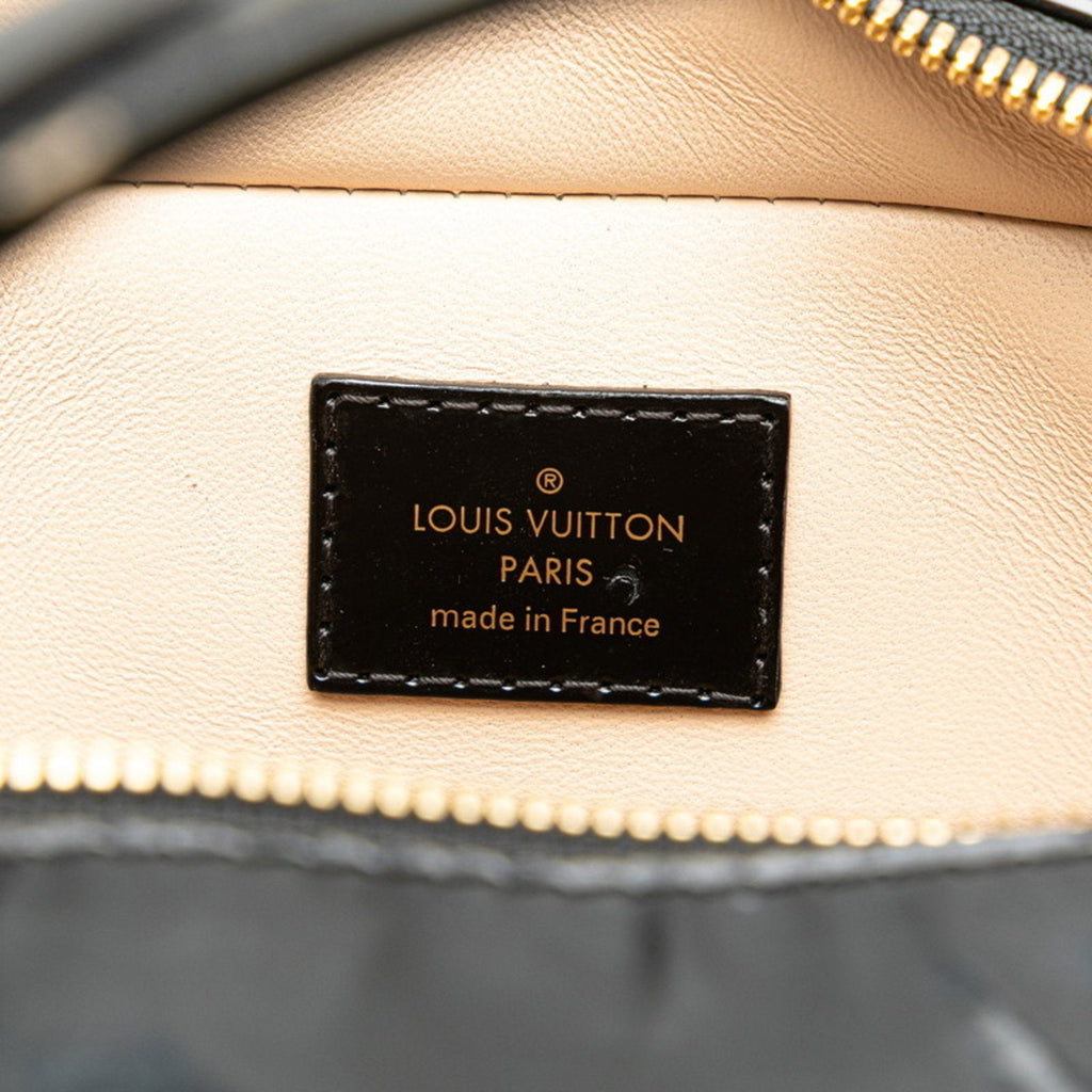 Louis Vuitton Black Leather Handbag Shoulder Bag (Pre-Owned)
