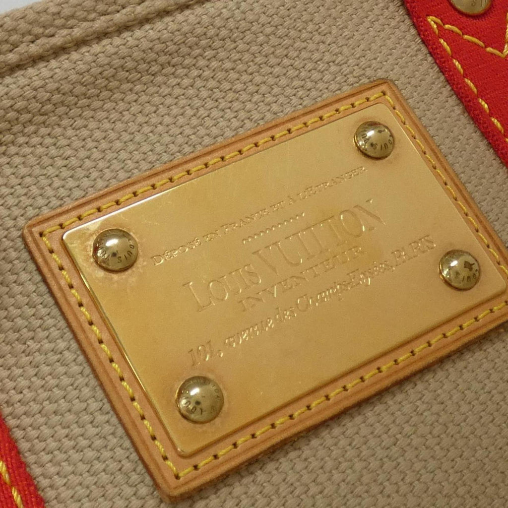 Louis Vuitton Beige Canvas Handbag (Pre-Owned)