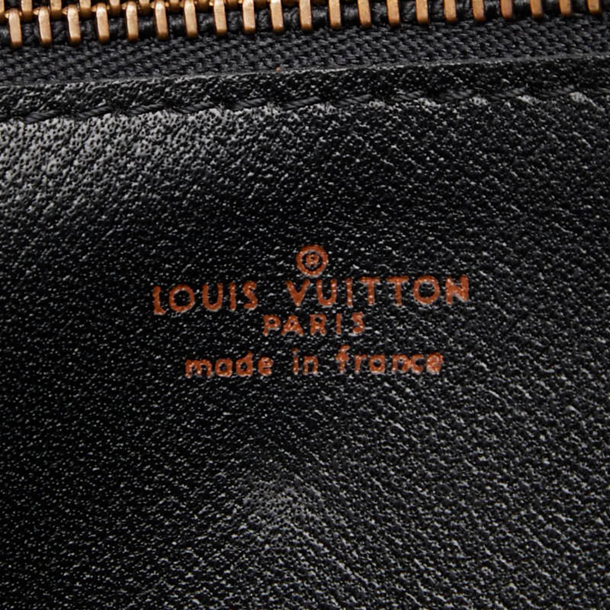 Louis Vuitton Epi Toledo Blue Leather Clutch Bag (Pre-Owned)