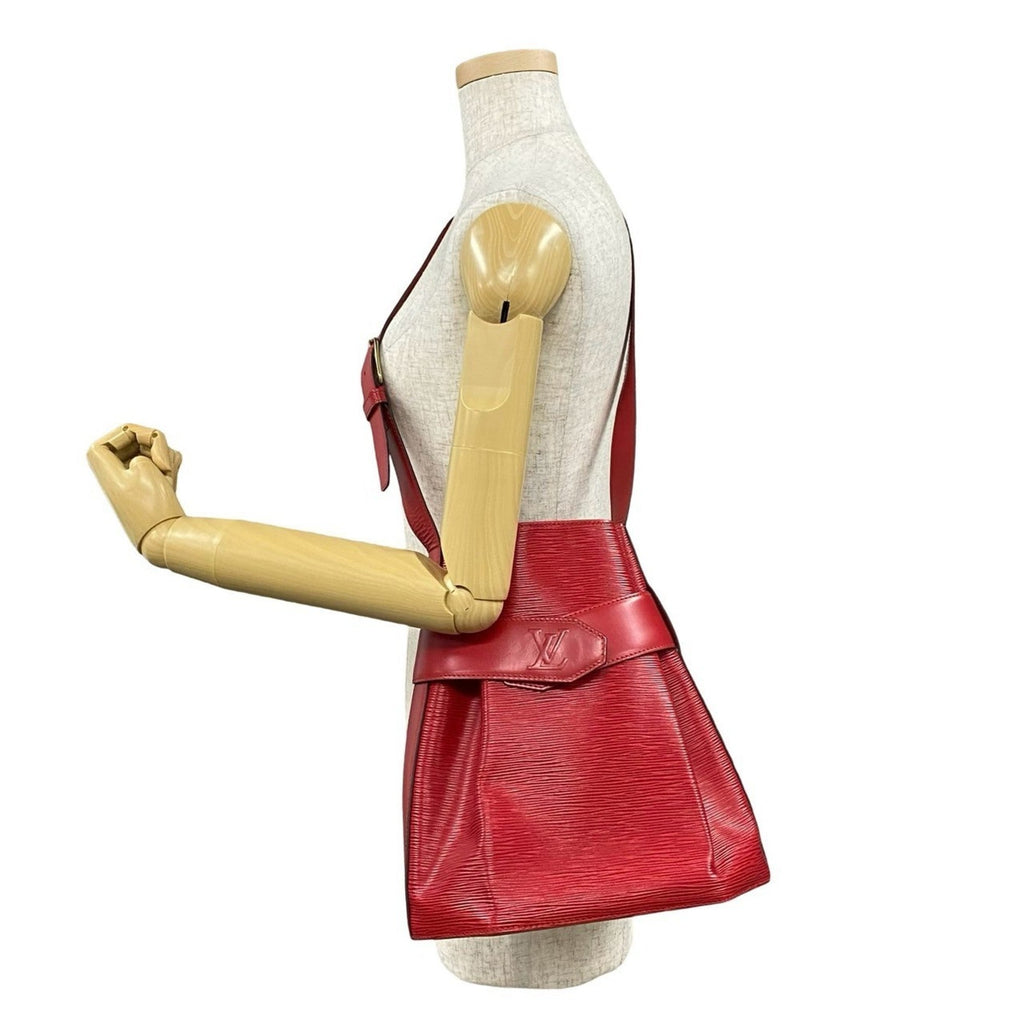 Louis Vuitton Red Color Epi Leather Shoulder Bag (Pre-Owned)