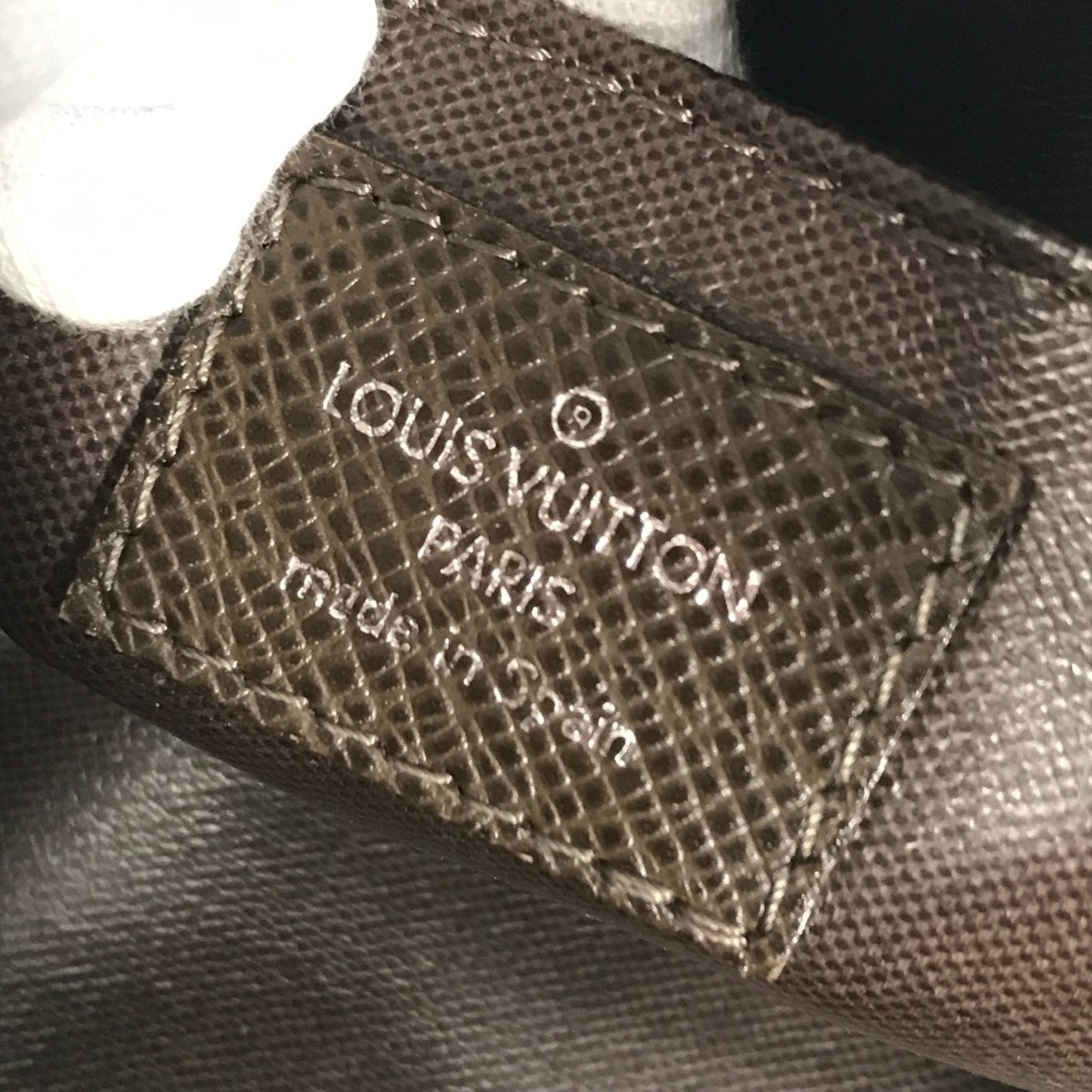 Louis Vuitton Brown Grizzly Taiga Leather Pouch (Pre-Owned)