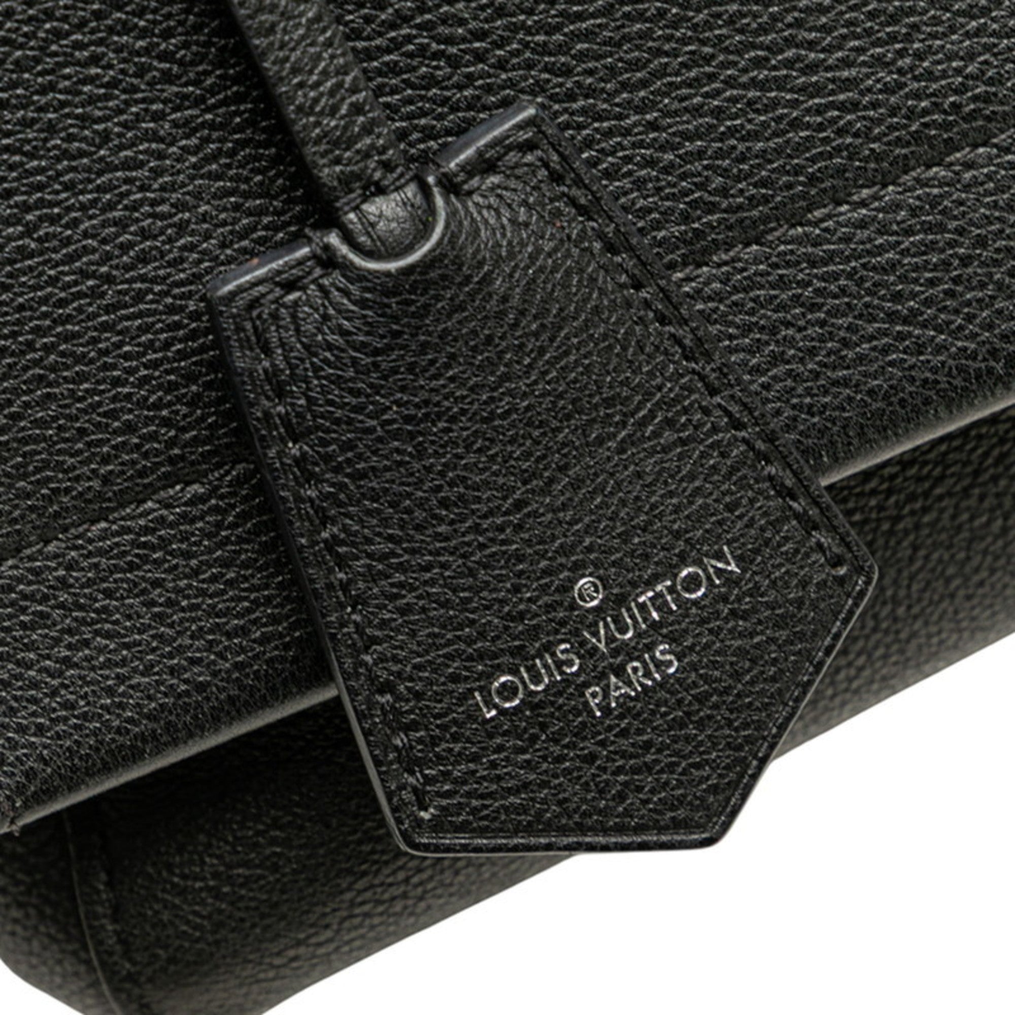 Louis Vuitton Lockme Ii Black Noir Leather Handbag Shoulder Bag (Pre-Owned)