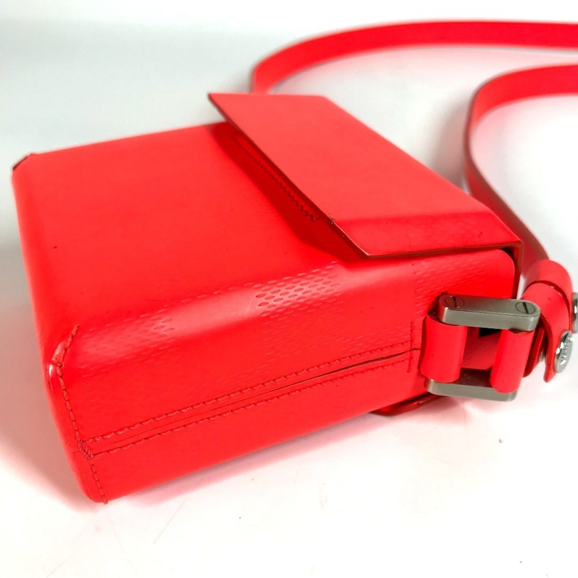 Louis Vuitton Coral Color Red Color Damier Glace Pochette Shoulder Bag (Pre-Owned)