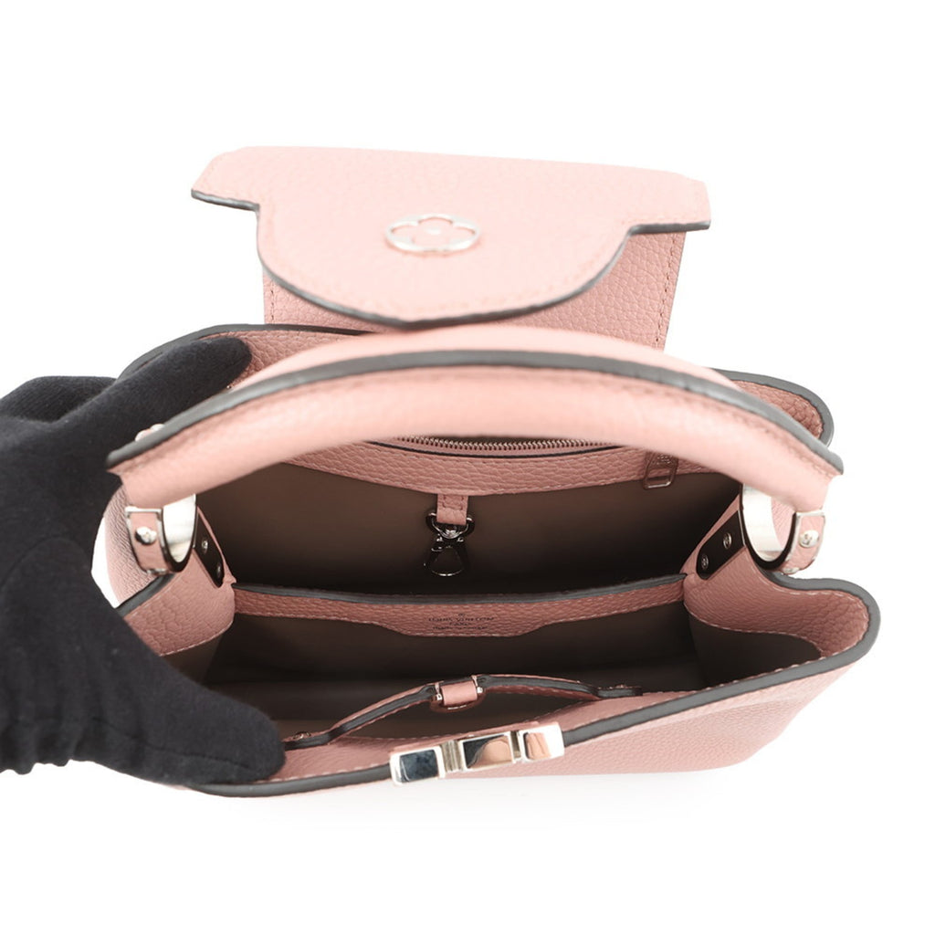 Louis Vuitton Magnolia Leather Handbag Shoulder Bag (Pre-Owned)
