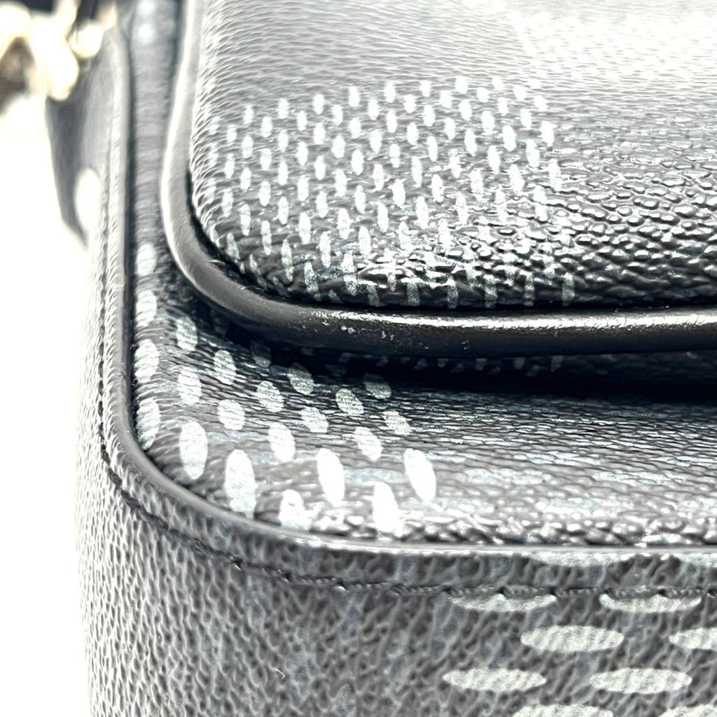 Louis Vuitton Black Galle Damier Graphite Shoulder Bag (Pre-Owned)