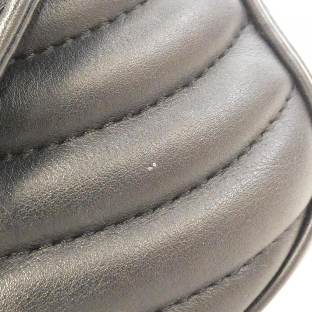 Louis Vuitton Black Leather Pochette Shoulder Bag (Pre-Owned)