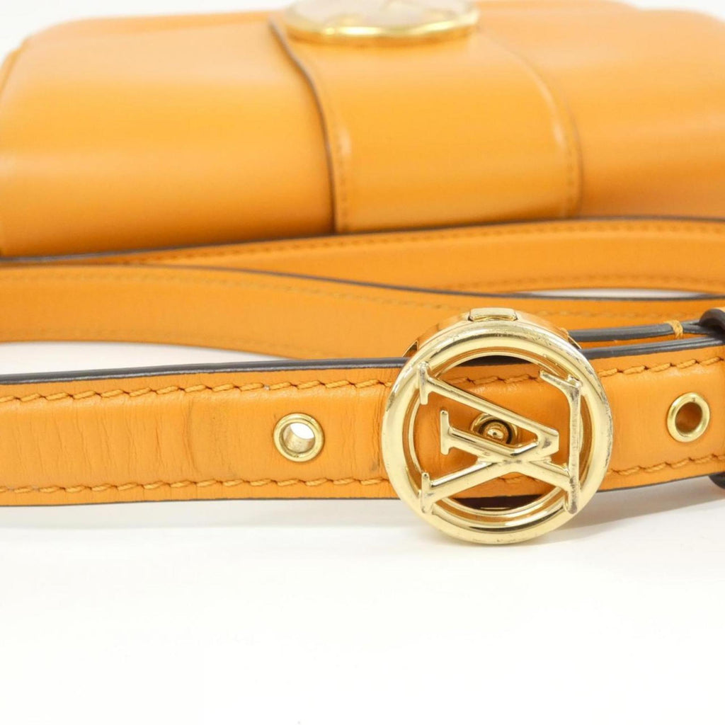 Louis Vuitton Orange Leather Shoulder Bag (Pre-Owned)