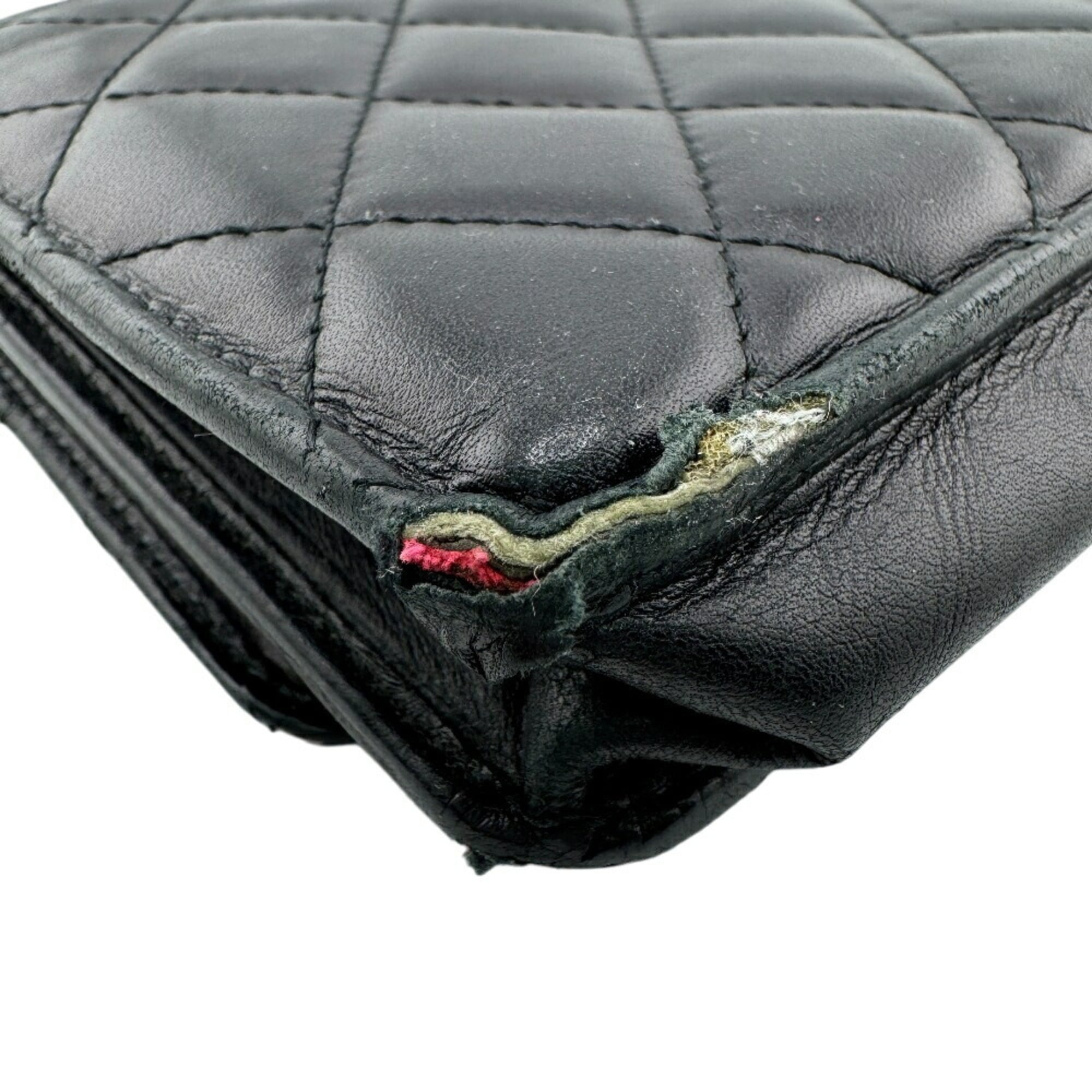 Cambon Wallet on Chain Quilted Leather