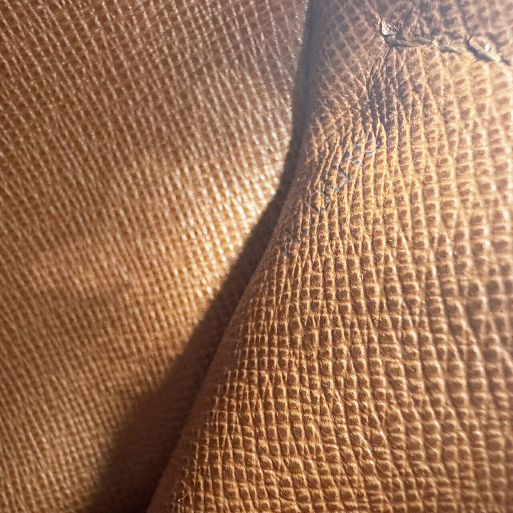 Louis Vuitton Brown Monogram Monogram Handbag (Pre-Owned)