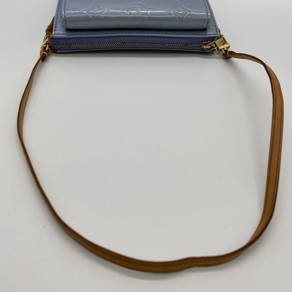Louis Vuitton Blue Monogram Vernis Pochette Shoulder Bag (Pre-Owned)