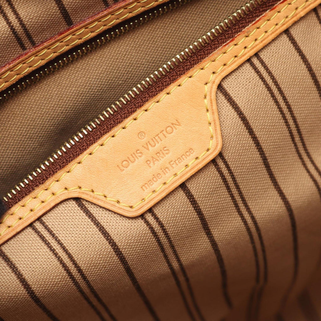 Louis Vuitton Brown Monogram Coated Canvas Shoulder Bag (Pre-Owned)