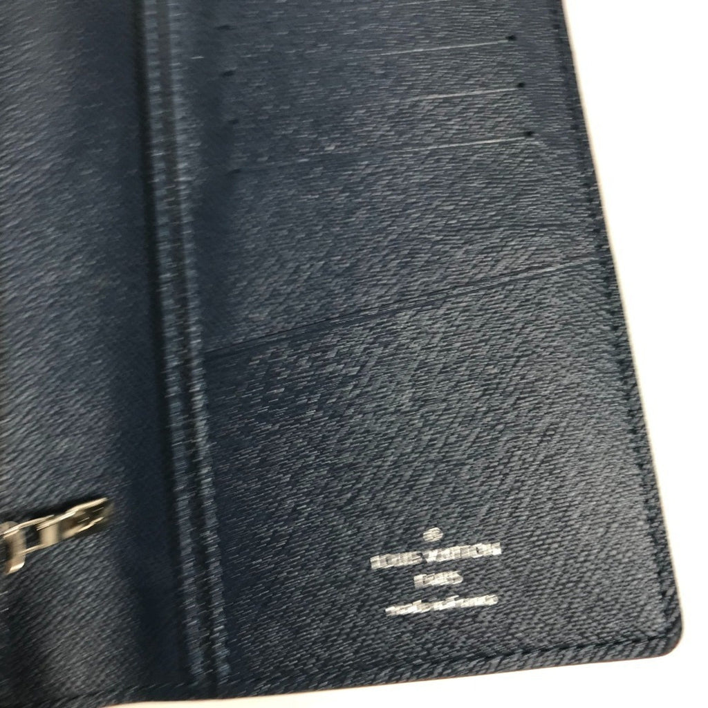 Louis Vuitton Taiga Blue Ocean Taiga Leather Long Wallet (Bi-Fold) (Pre-Owned)
