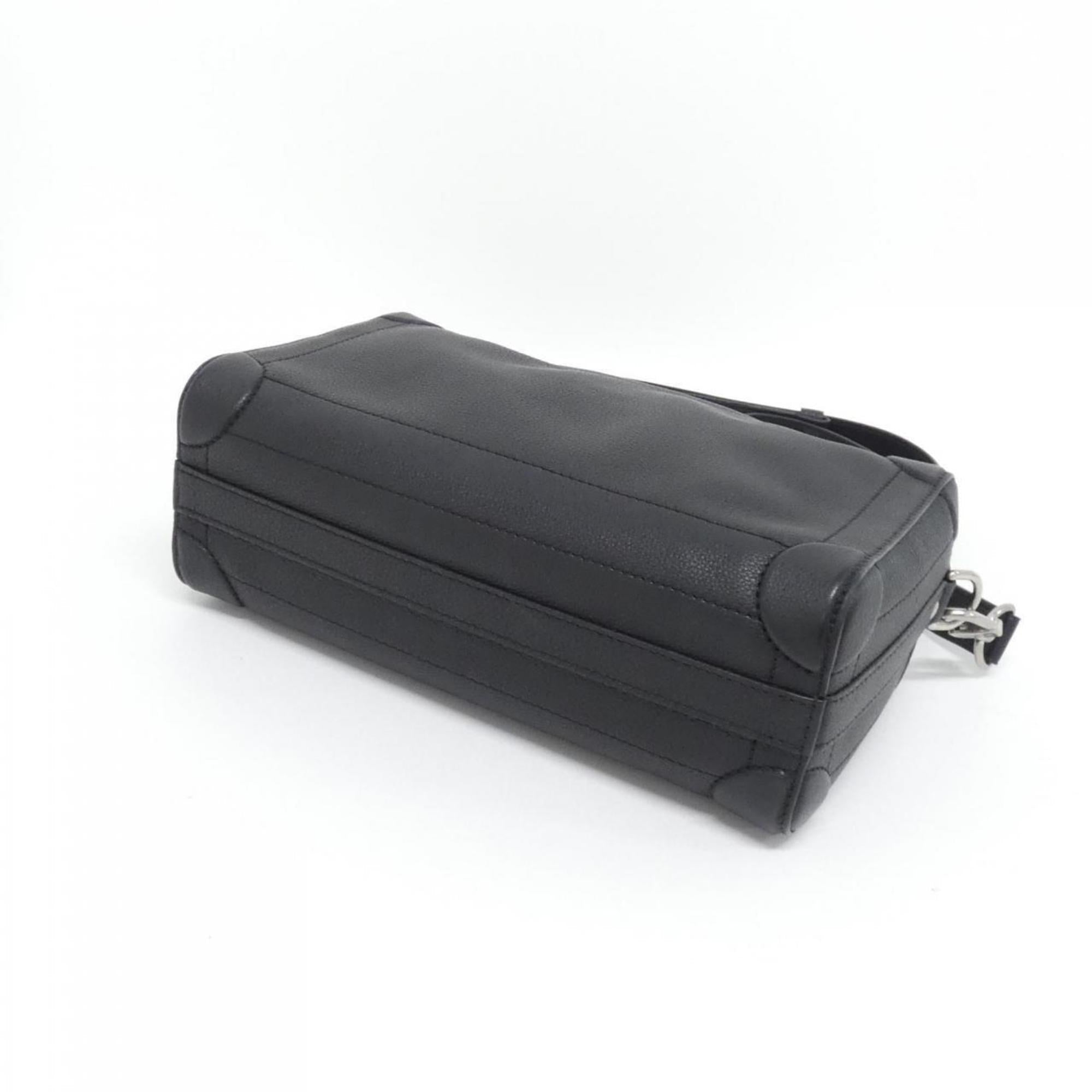 Louis Vuitton Black Leather Shoulder Bag (Pre-Owned)