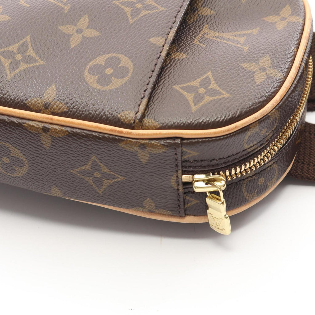Louis Vuitton Monogram Brown Coated Canvas Leather Fanny Pack Sling Bag (Pre-Owned)