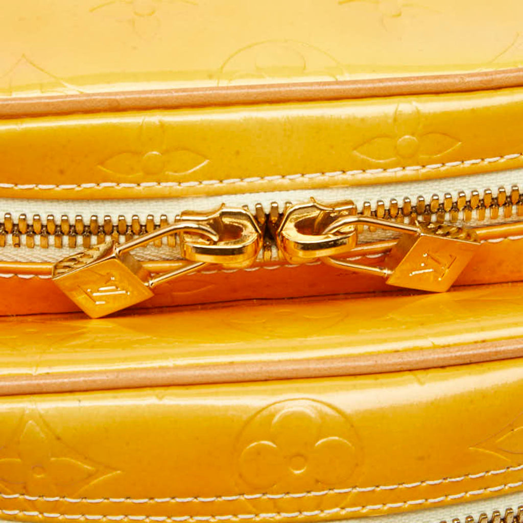 Louis Vuitton Yellow Patent Leather Shoulder Bag (Pre-Owned)