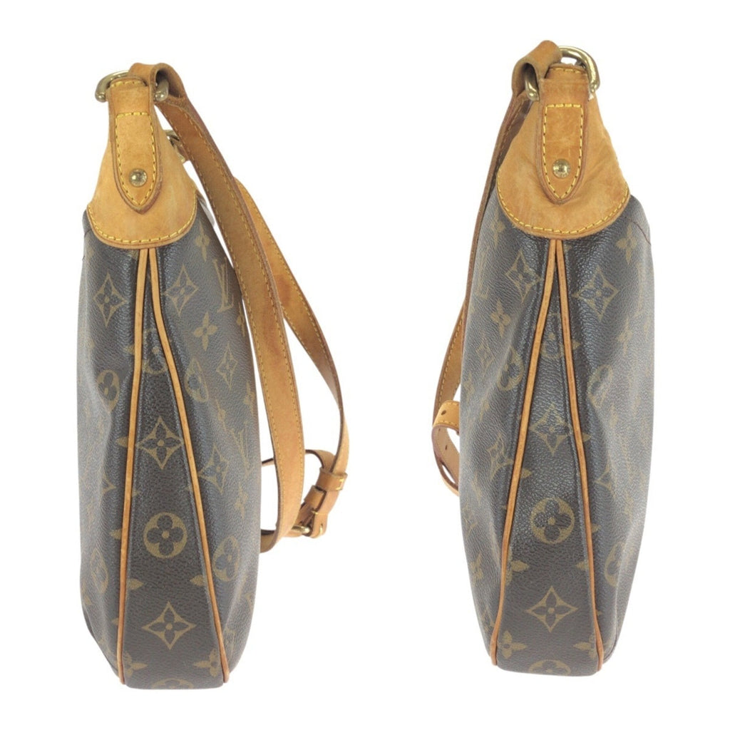Louis Vuitton Brown Monogram Monogram Shoulder Bag (Pre-Owned)