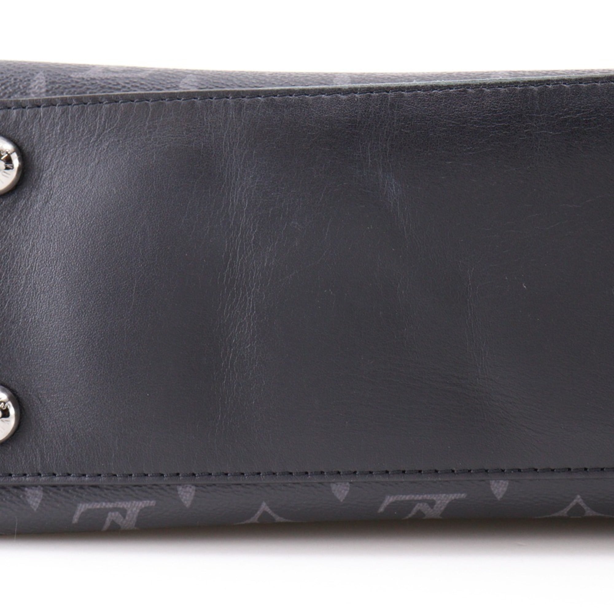 Louis Vuitton Black Monogram Eclipse Handbag (Pre-Owned)