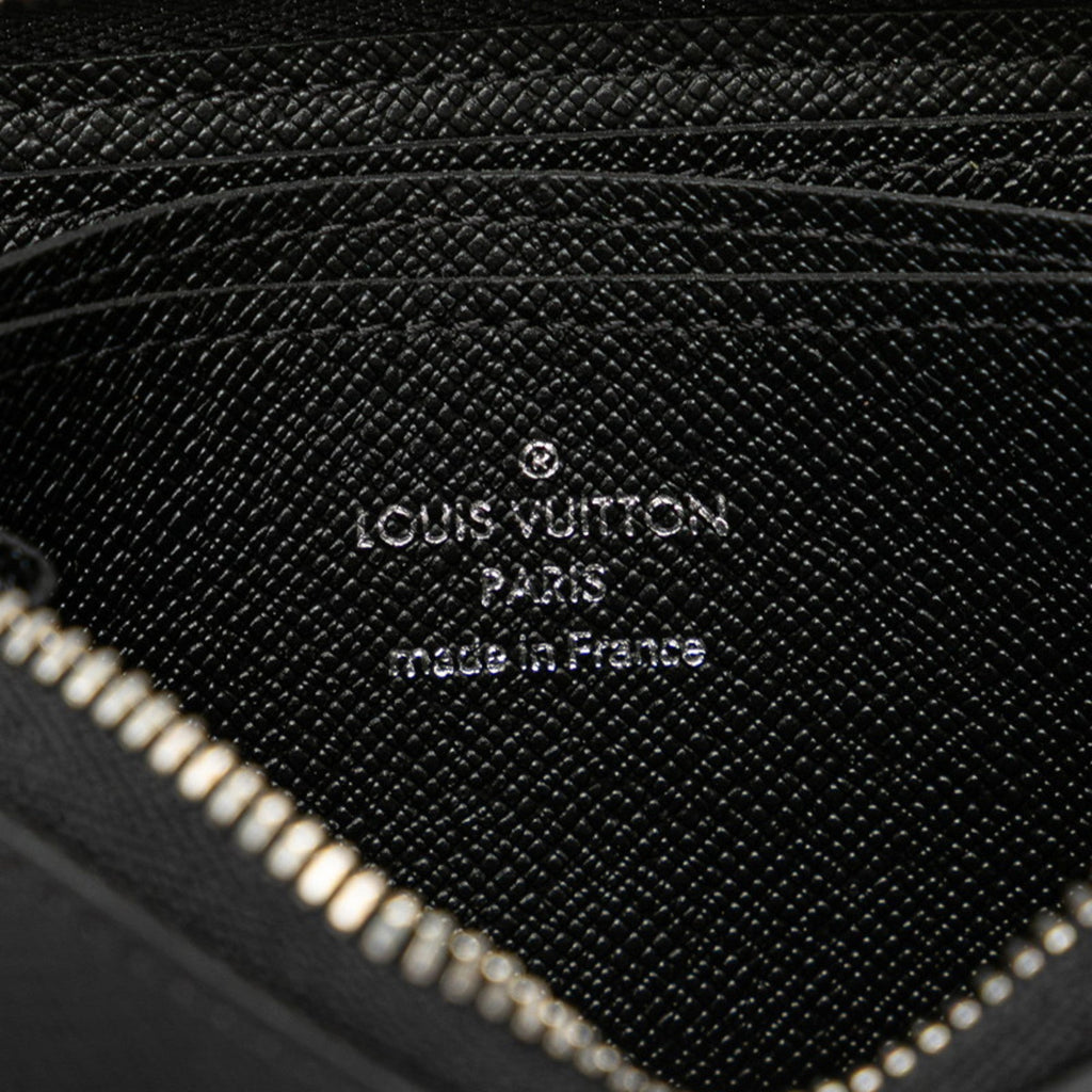 Louis Vuitton Taiga Ardoise Black Leather Coin Purse/Coin Case (Pre-Owned)
