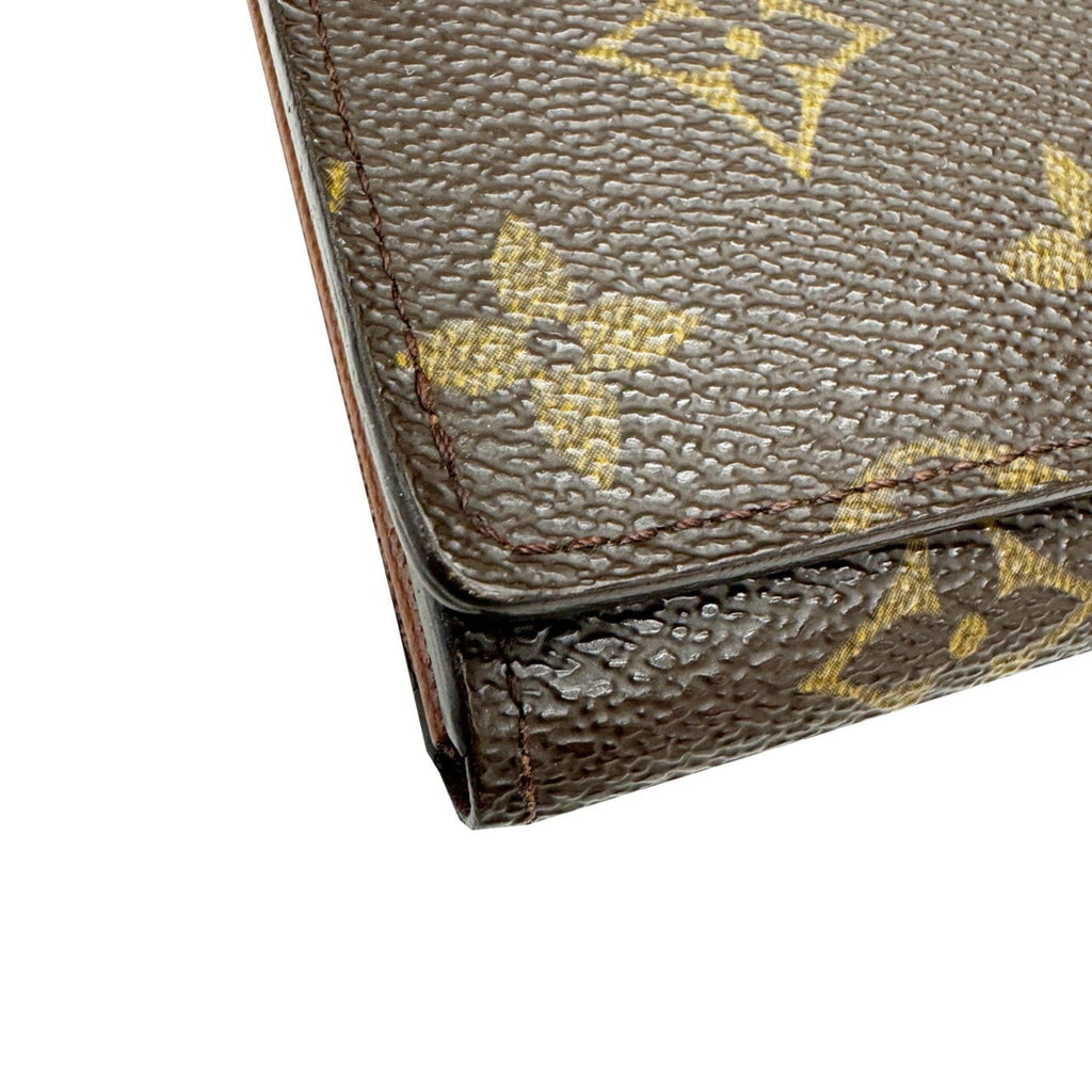 Louis Vuitton Brown Monogram Wallet (Bi-Fold) (Pre-Owned)
