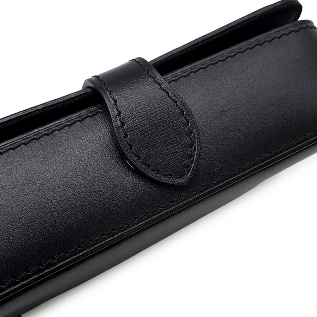 Louis Vuitton Noir Leather Shoulder Bag (Pre-Owned)