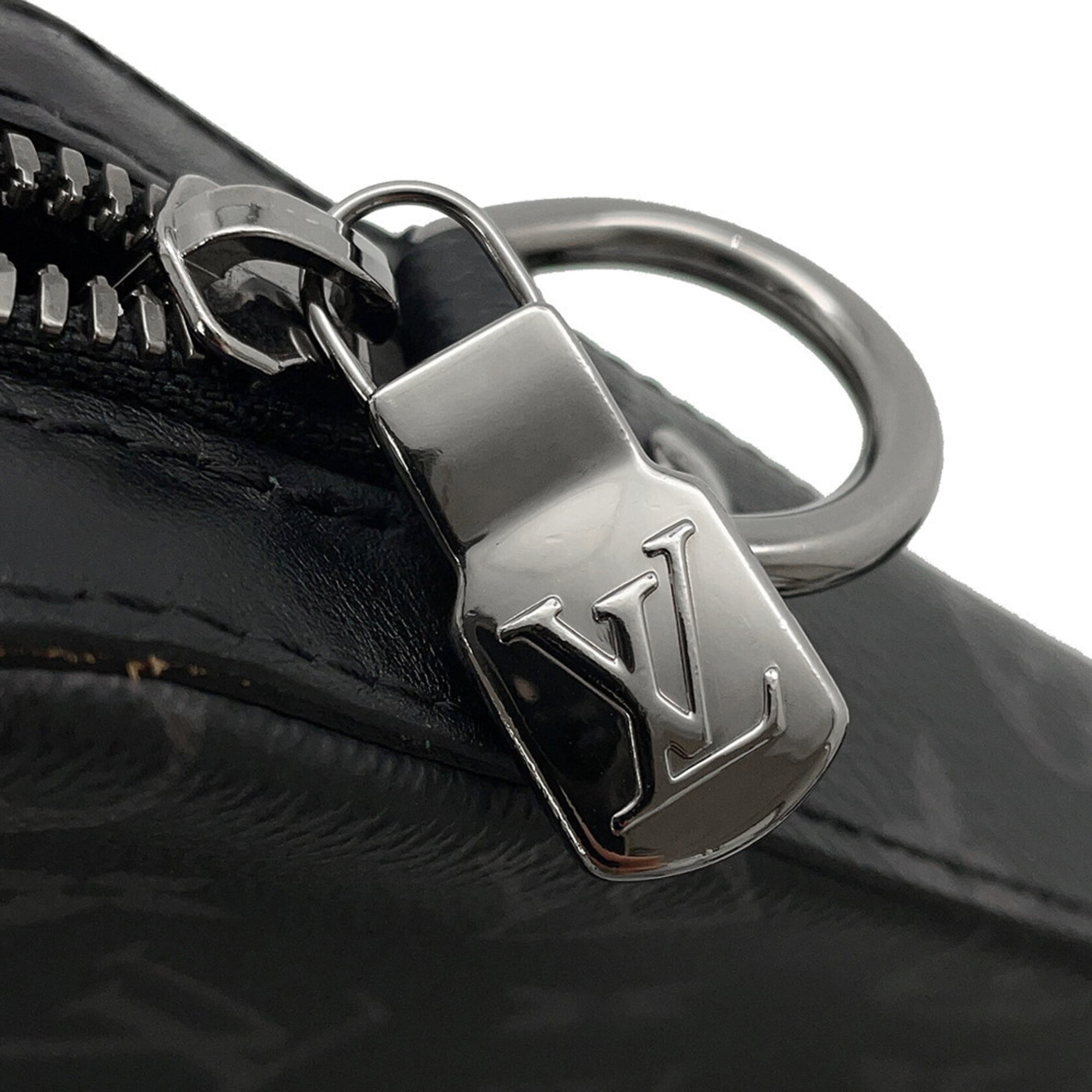 Louis Vuitton Black Monogram Eclipse Monogram Reverse Noir Monogram Eclipse Monogram Reverse Shoulder Bag (Pre-Owned)