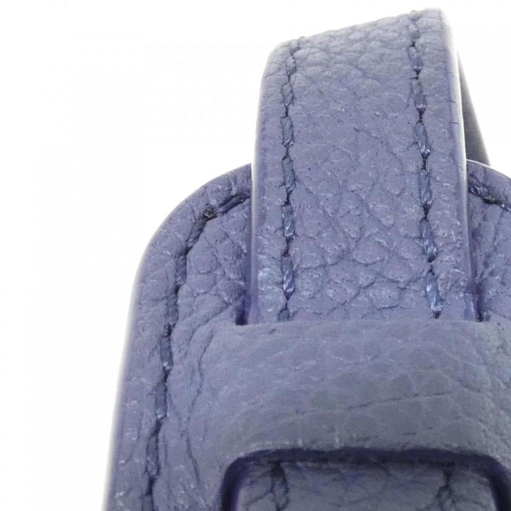 Louis Vuitton Blue Navy Leather Handbag (Pre-Owned)