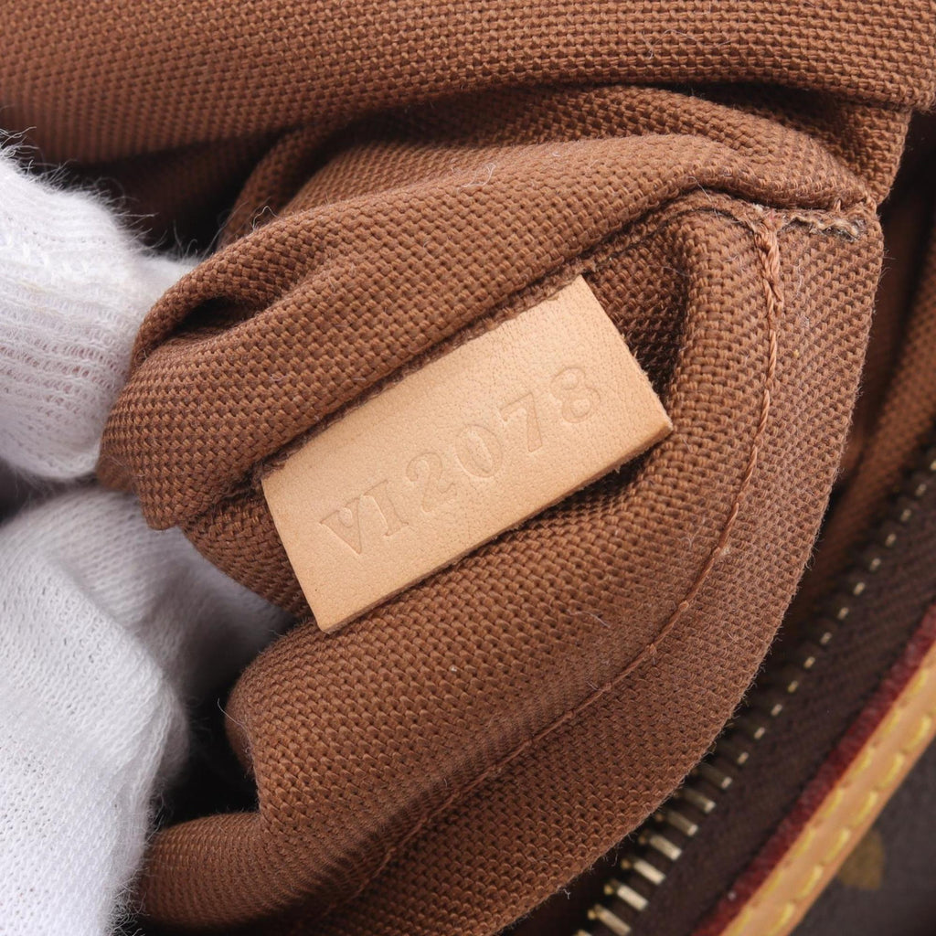 Louis Vuitton Brown Monogram Monogram Shoulder Bag (Pre-Owned)