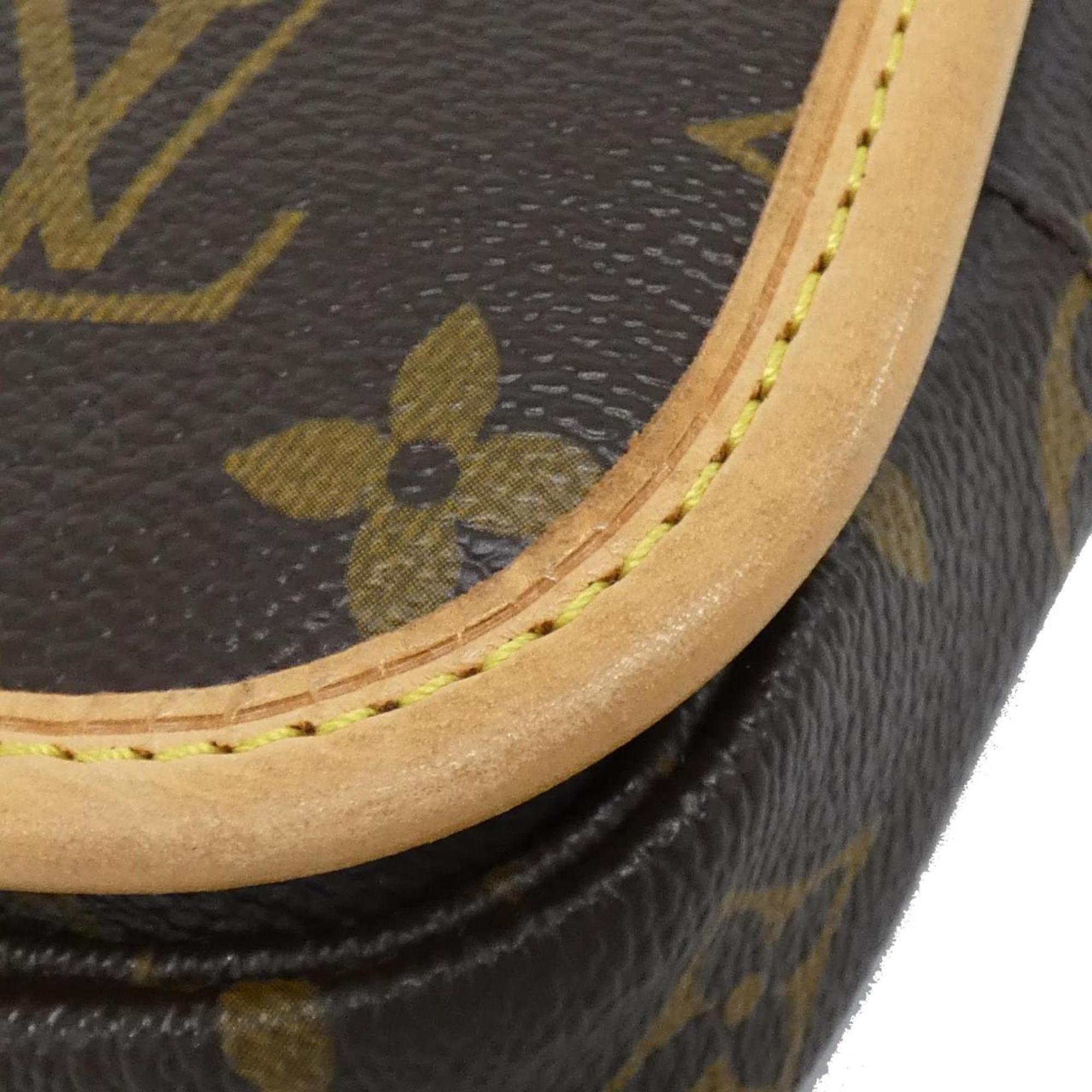 Louis Vuitton Marron Coated Canvas Shoulder Bag (Pre-Owned)