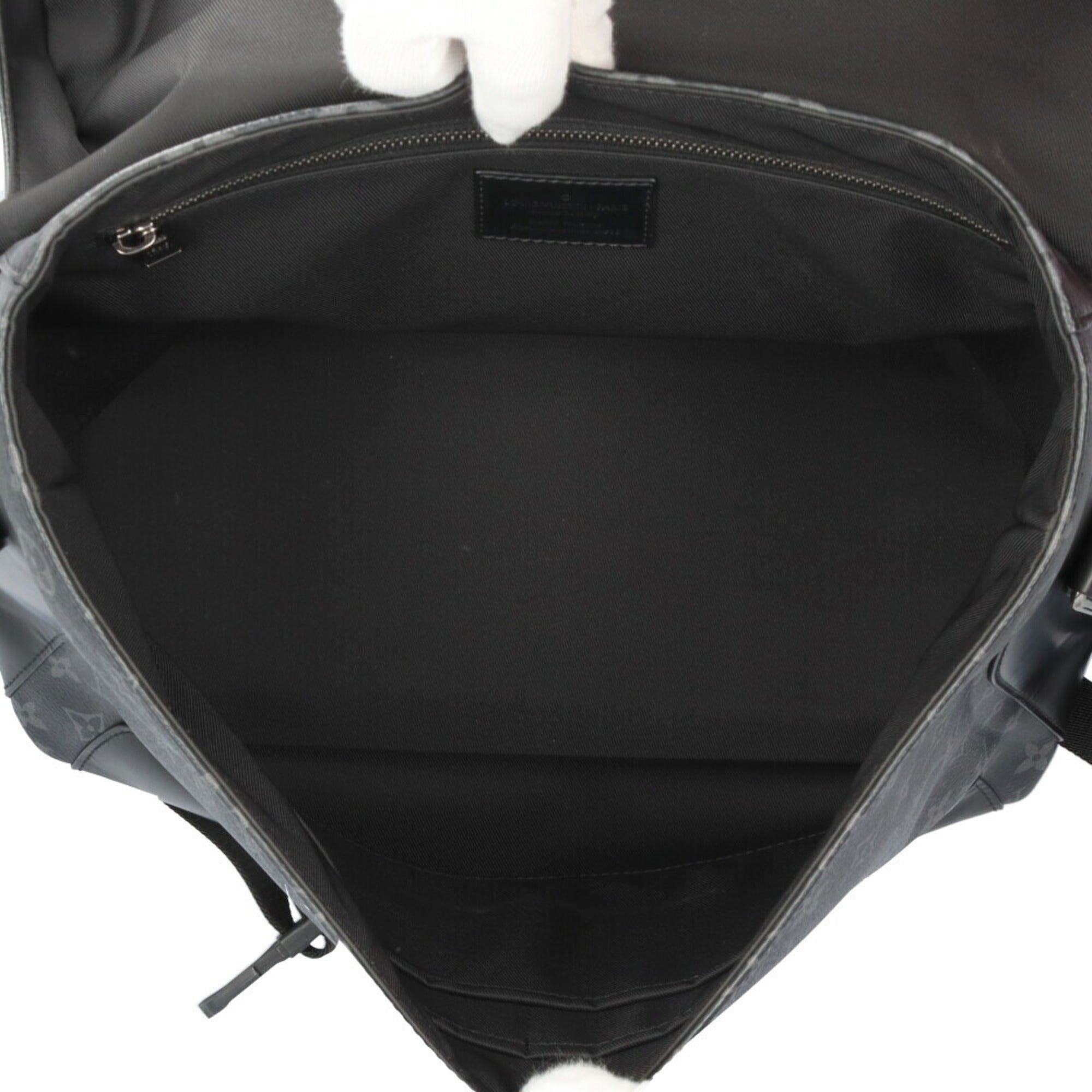 Louis Vuitton Black Gray Monogram Eclipse Shoulder Bag (Pre-Owned)