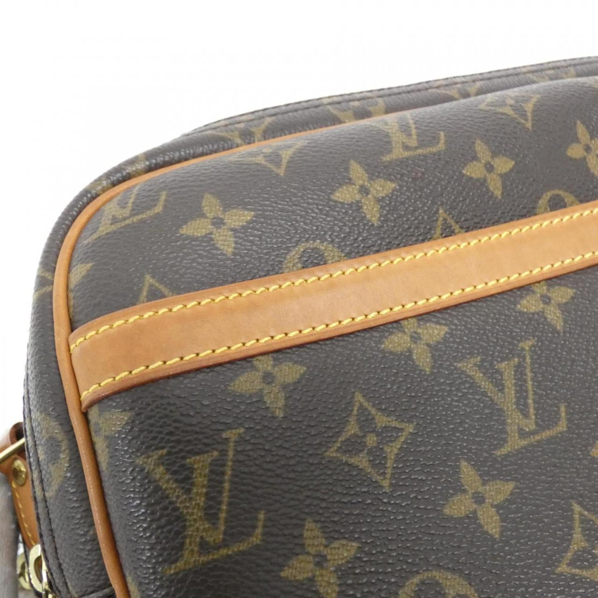 Louis Vuitton Marron Coated Canvas Shoulder Bag (Pre-Owned)