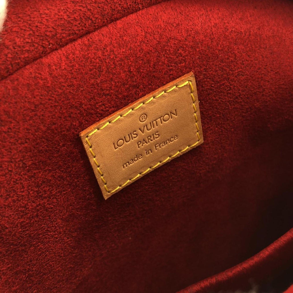 Louis Vuitton Marron Coated Canvas Handbag (Pre-Owned)