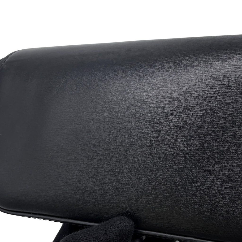 Louis Vuitton Noir Leather Shoulder Bag (Pre-Owned)