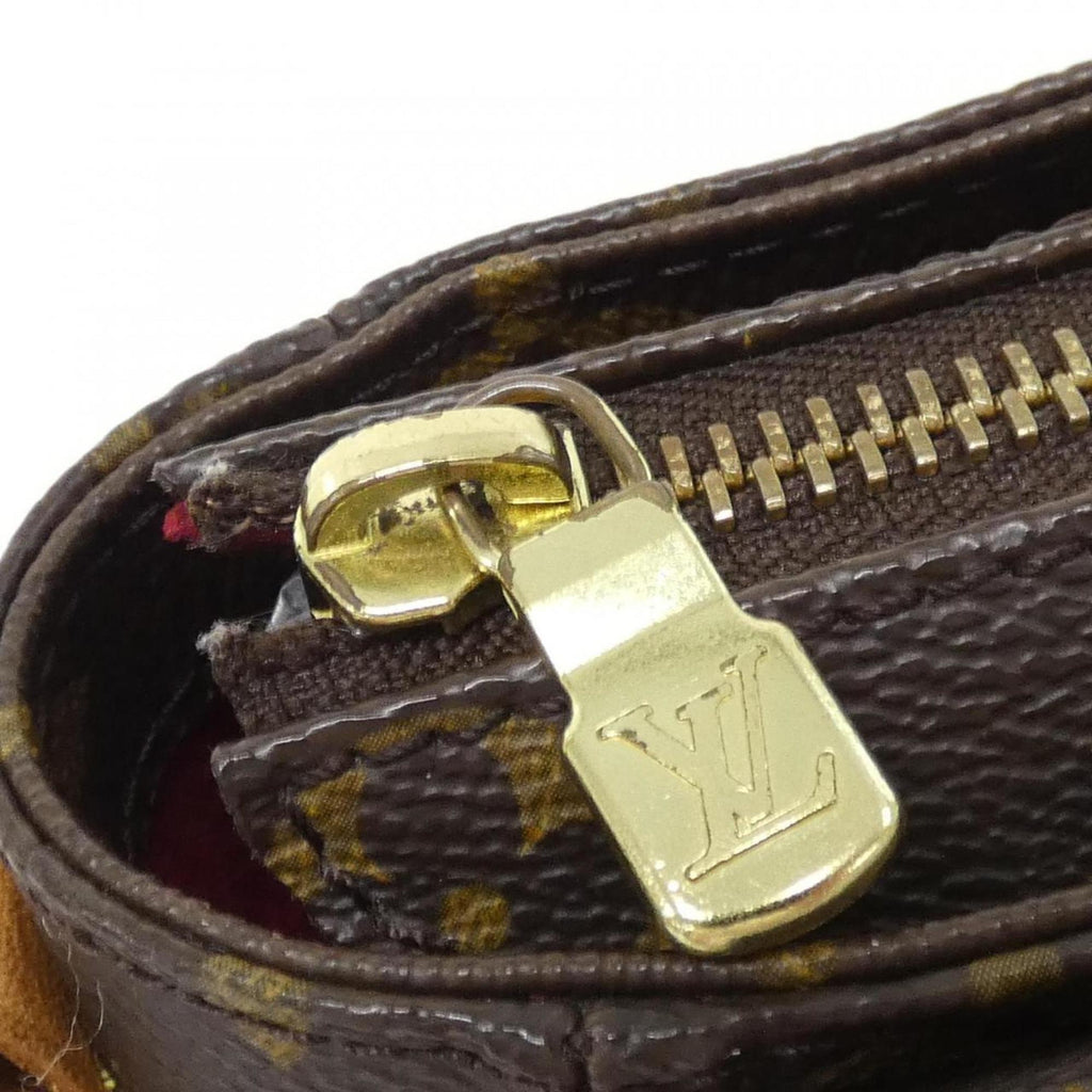 Louis Vuitton Marron Coated Canvas Shoulder Bag (Pre-Owned)