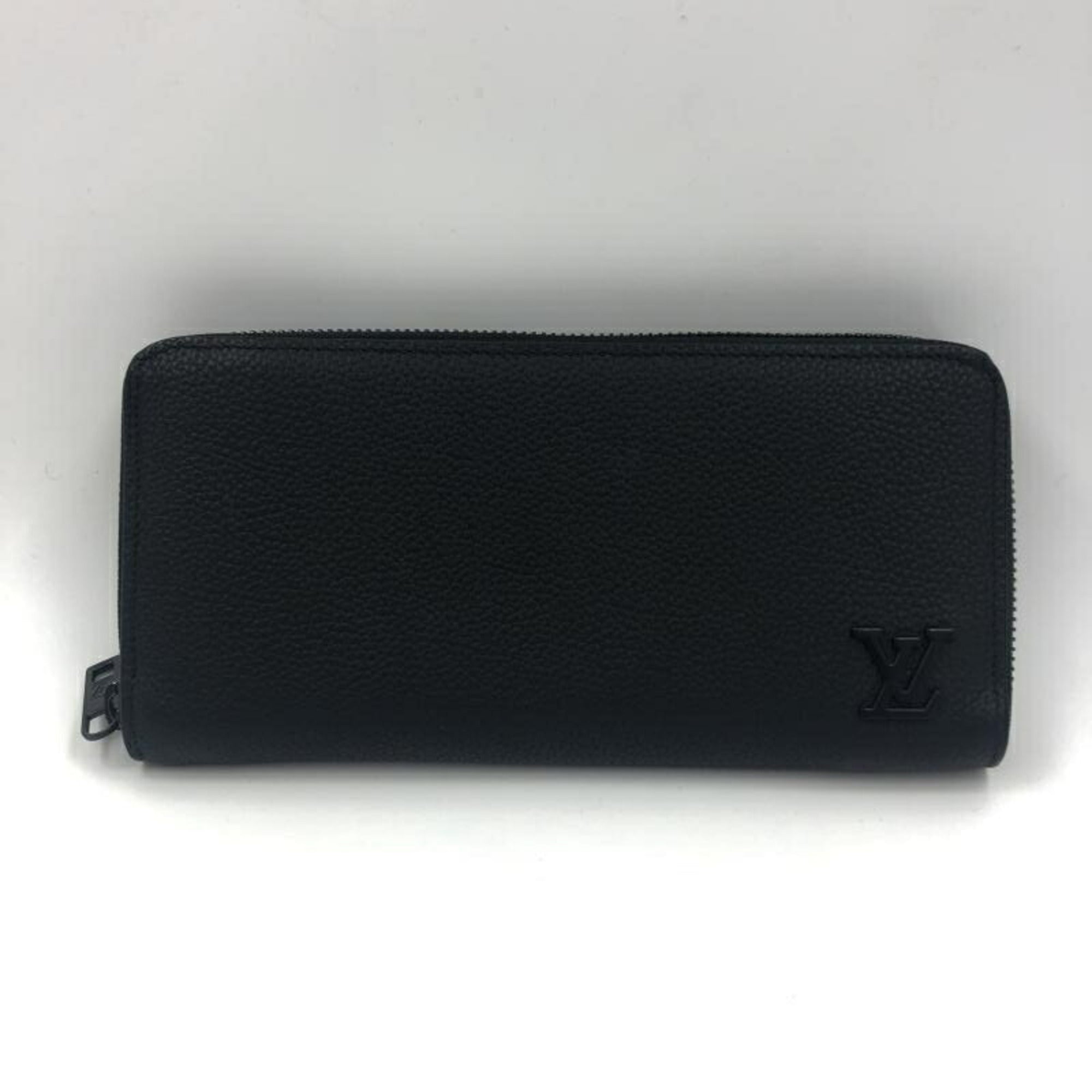 Louis Vuitton Black Coin Purse/Coin Case (Pre-Owned)