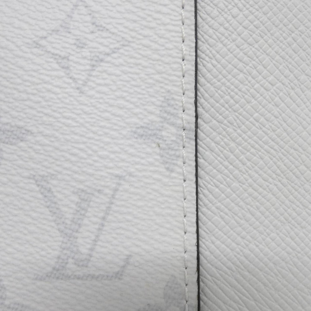 Louis Vuitton White Coated Canvas Shoulder Bag (Pre-Owned)