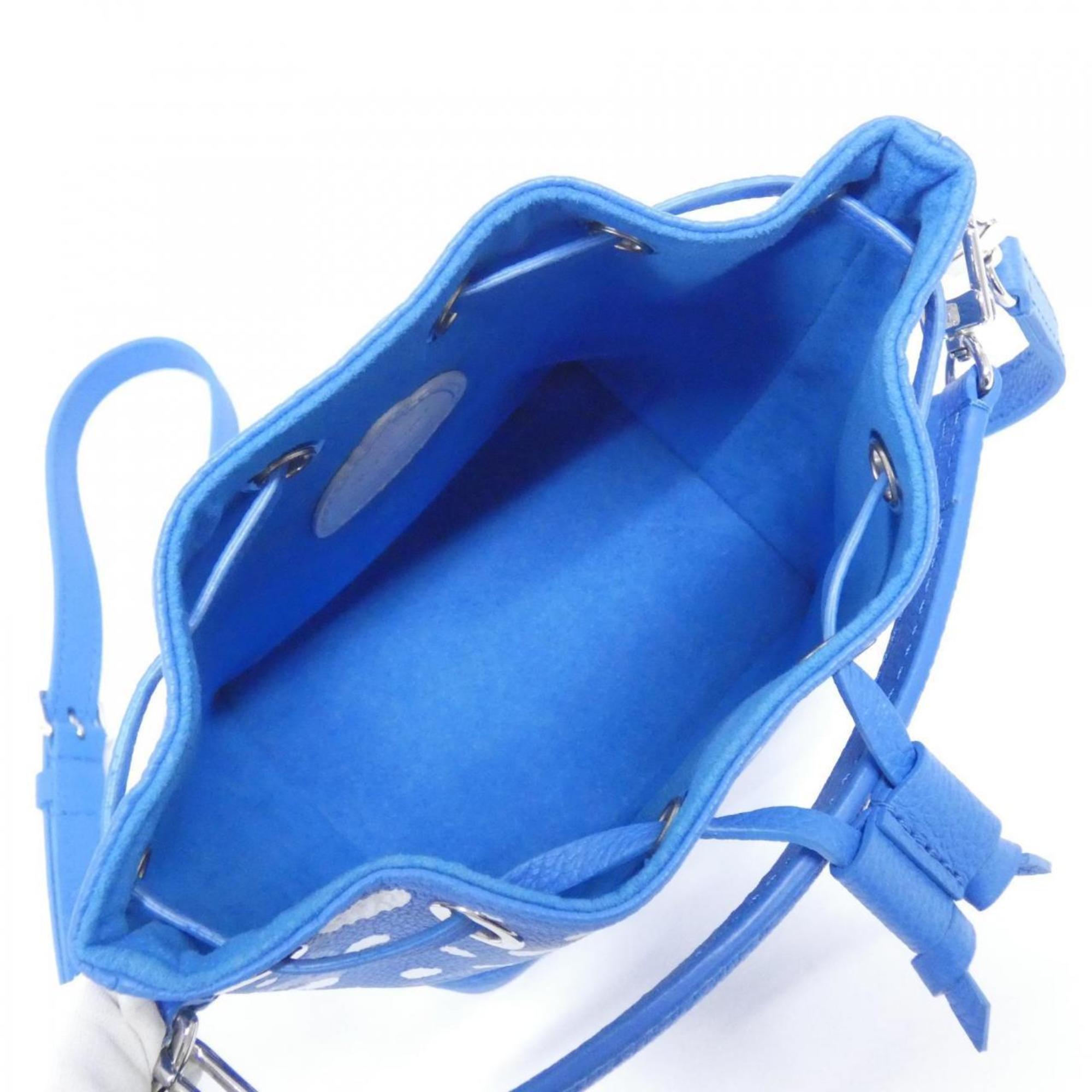 Louis Vuitton Blanc Blue Leather Shoulder Bag (Pre-Owned)