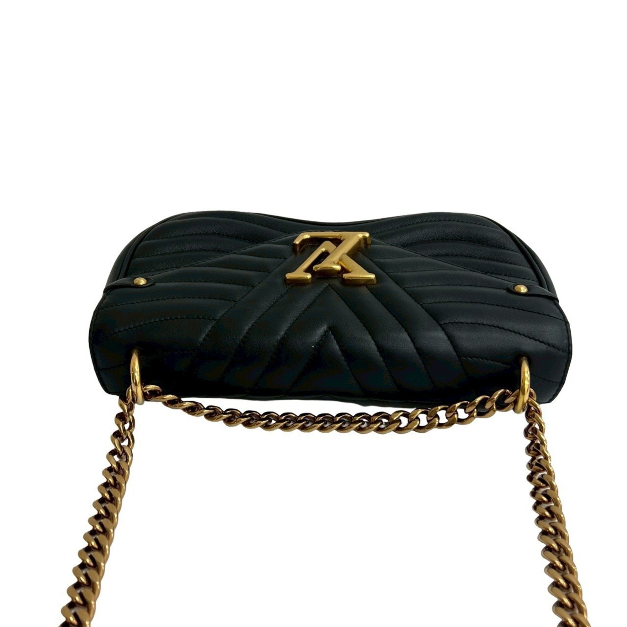 Louis Vuitton Black Leather Handbag Shoulder Bag (Pre-Owned)