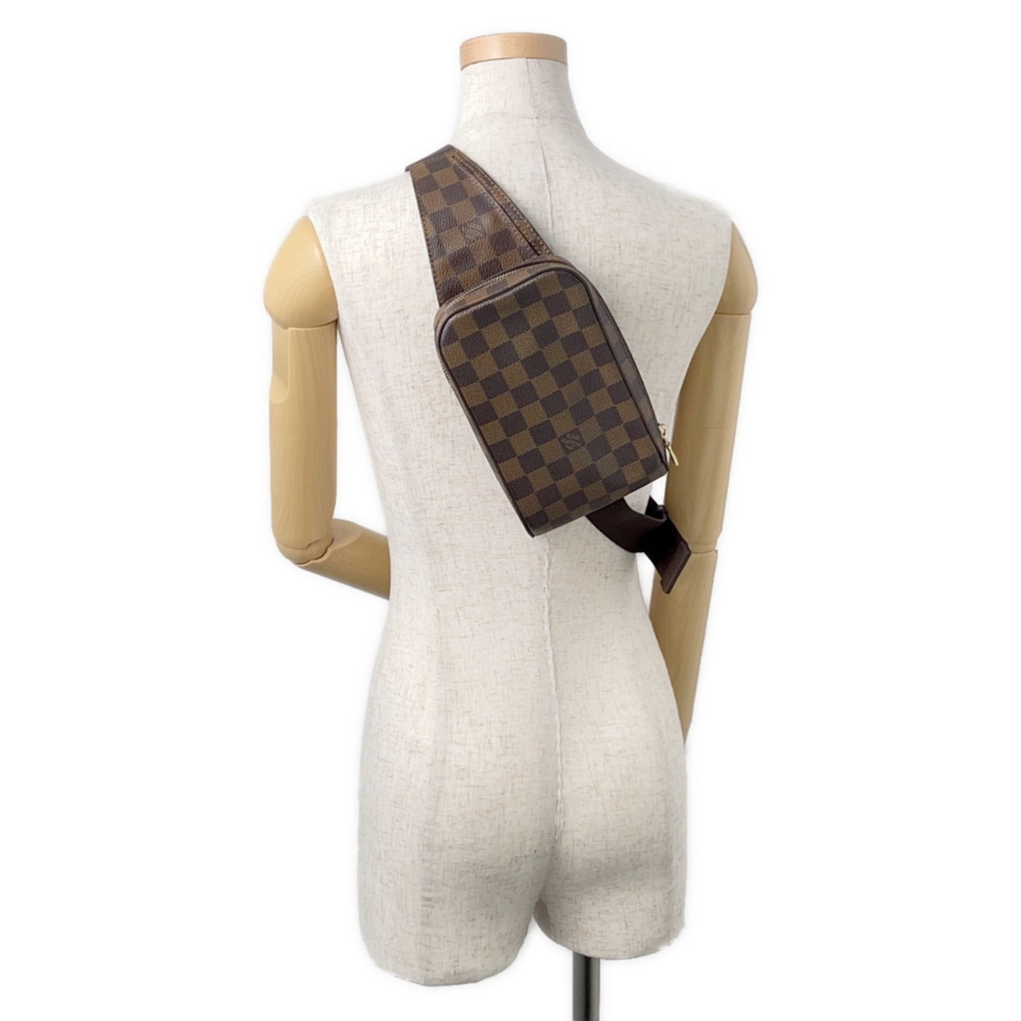 Louis Vuitton Damier Brown Damier Canvas Ebene Red Color Shoulder Bag Sling Bag (Pre-Owned)