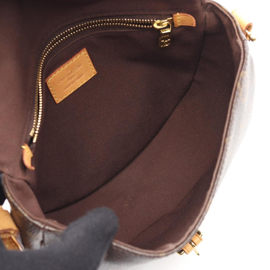 Louis Vuitton Brown Coated Canvas Leather Shoulder Bag (Pre-Owned)