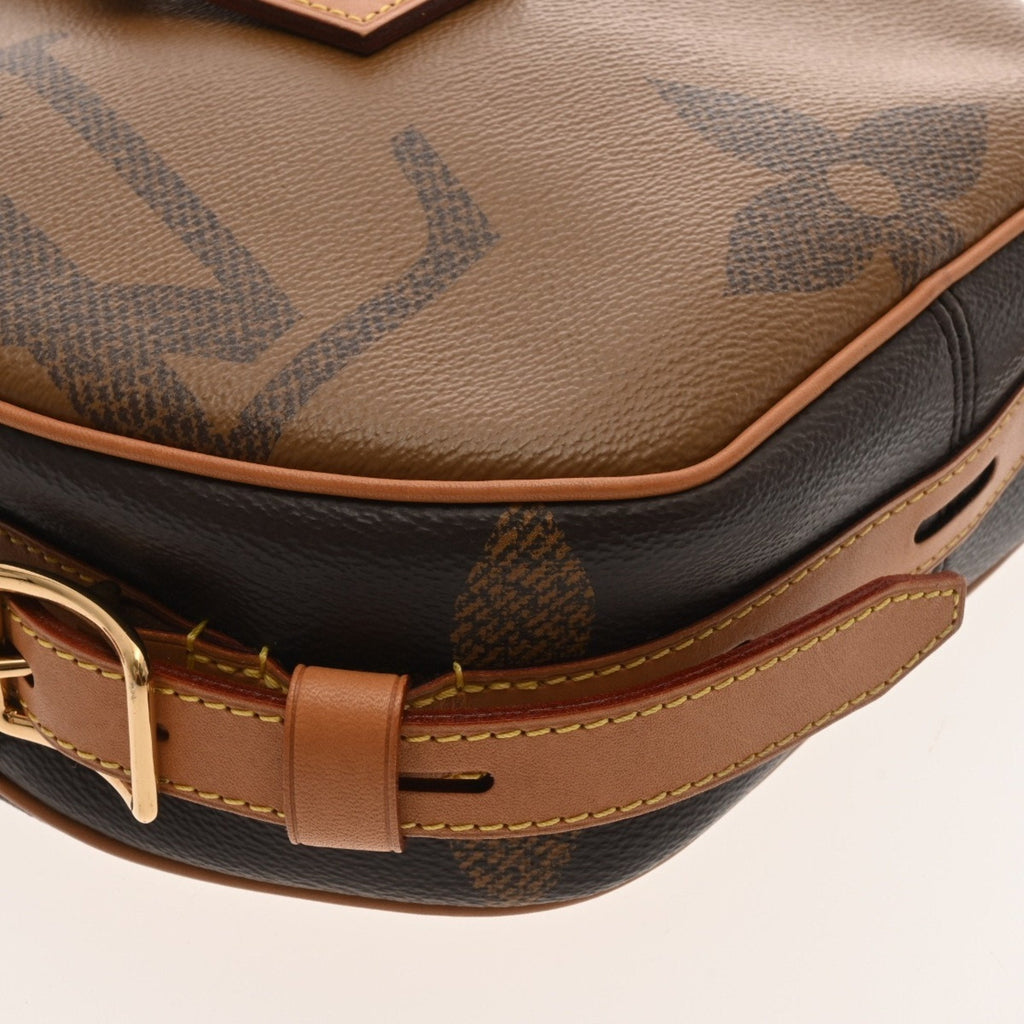 Louis Vuitton Brown Monogram Reverse Shoulder Bag (Pre-Owned)