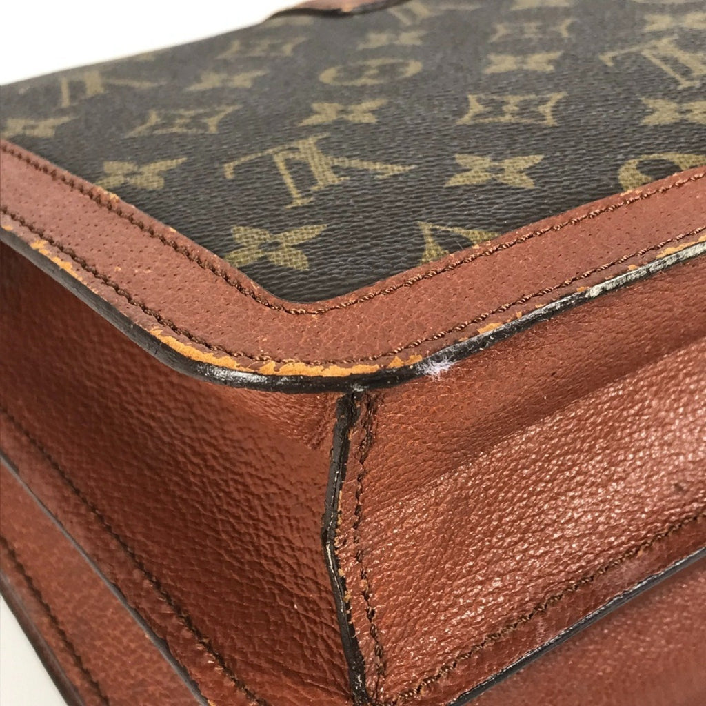 Louis Vuitton Brown Monogram Canvas Pochette Shoulder Bag (Pre-Owned)