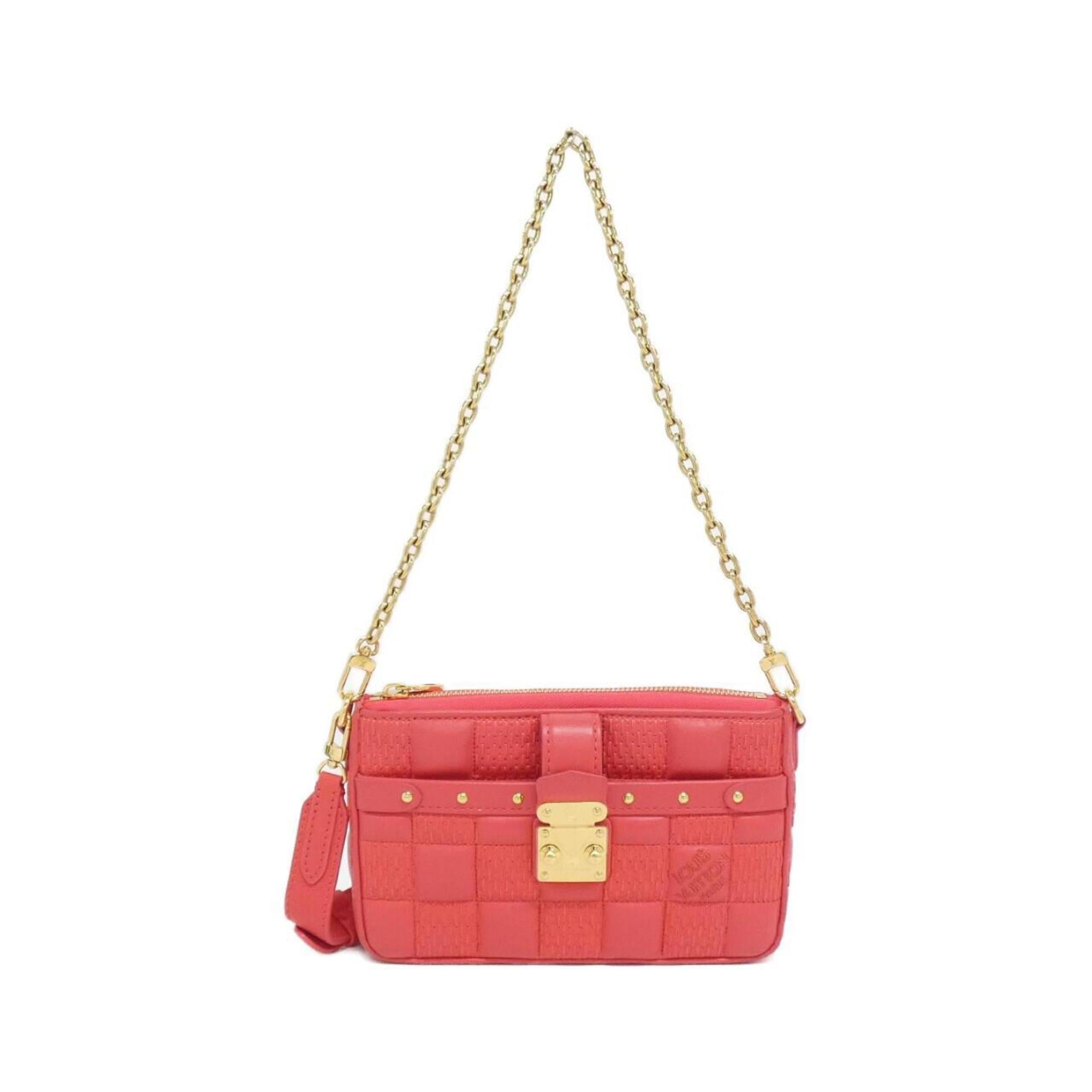 Louis Vuitton Rose Leather Pochette Shoulder Bag (Pre-Owned)