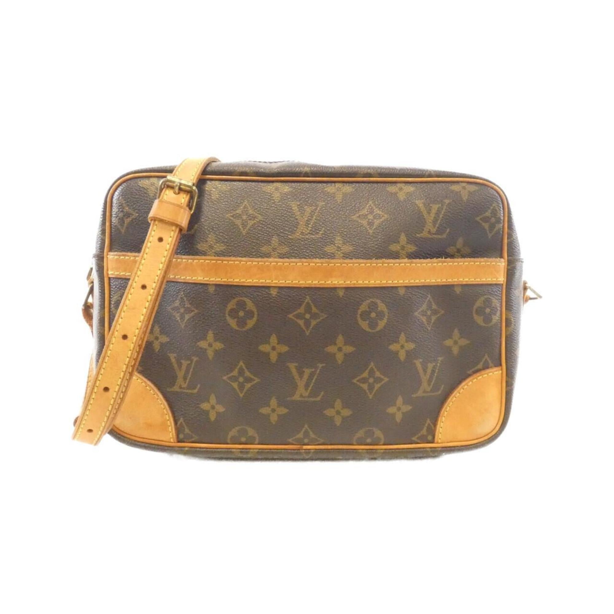 Louis Vuitton Marron Coated Canvas Shoulder Bag (Pre-Owned)