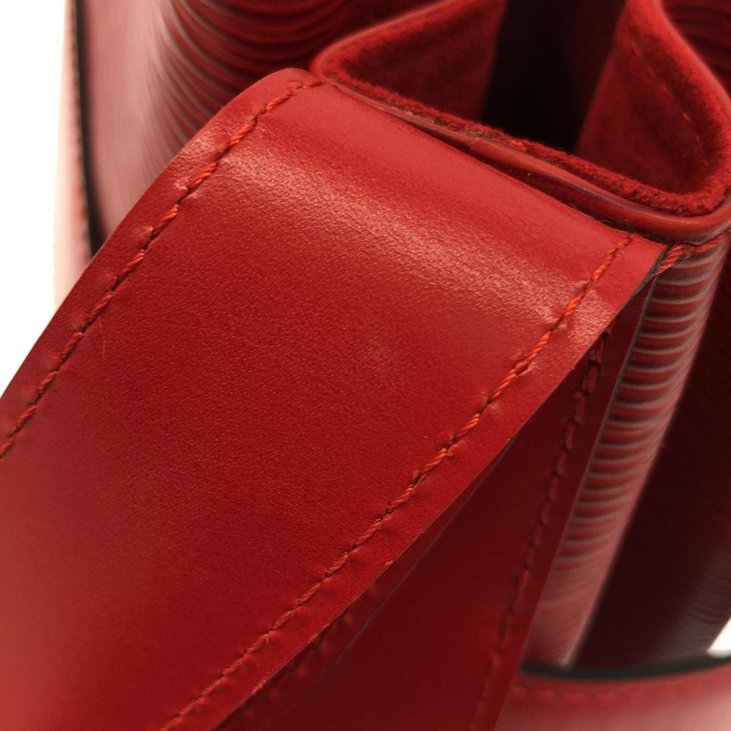 Louis Vuitton Red Color Leather Shoulder Bag (Pre-Owned)