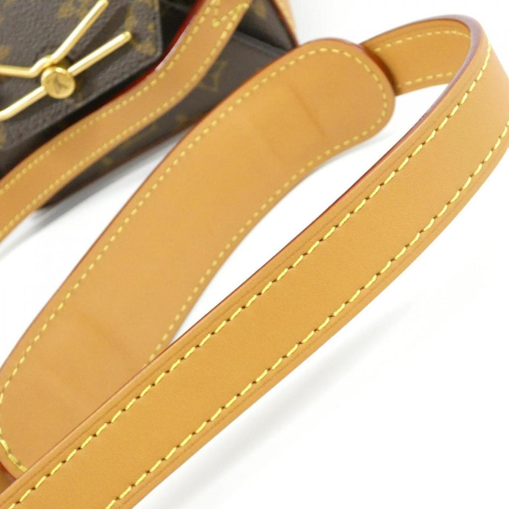 Louis Vuitton Marron Coated Canvas Shoulder Bag (Pre-Owned)