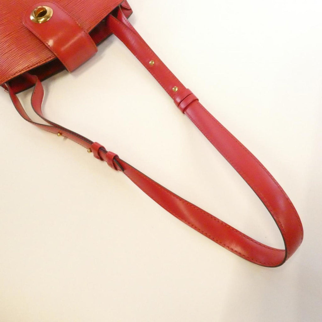 Louis Vuitton Red Color Leather Shoulder Bag (Pre-Owned)