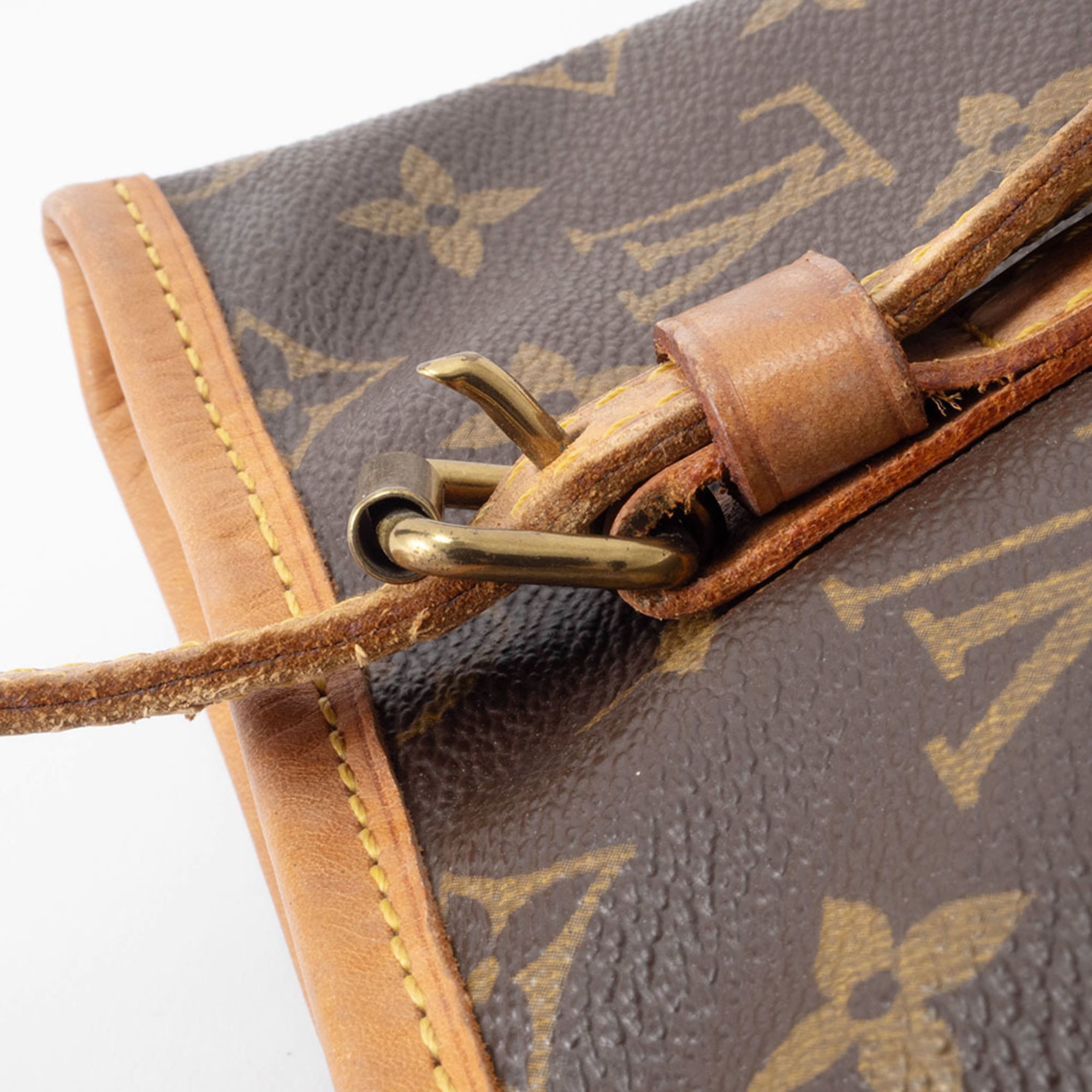 Louis Vuitton Brown Monogram Monogram Canvas Shoulder Bag (Pre-Owned)
