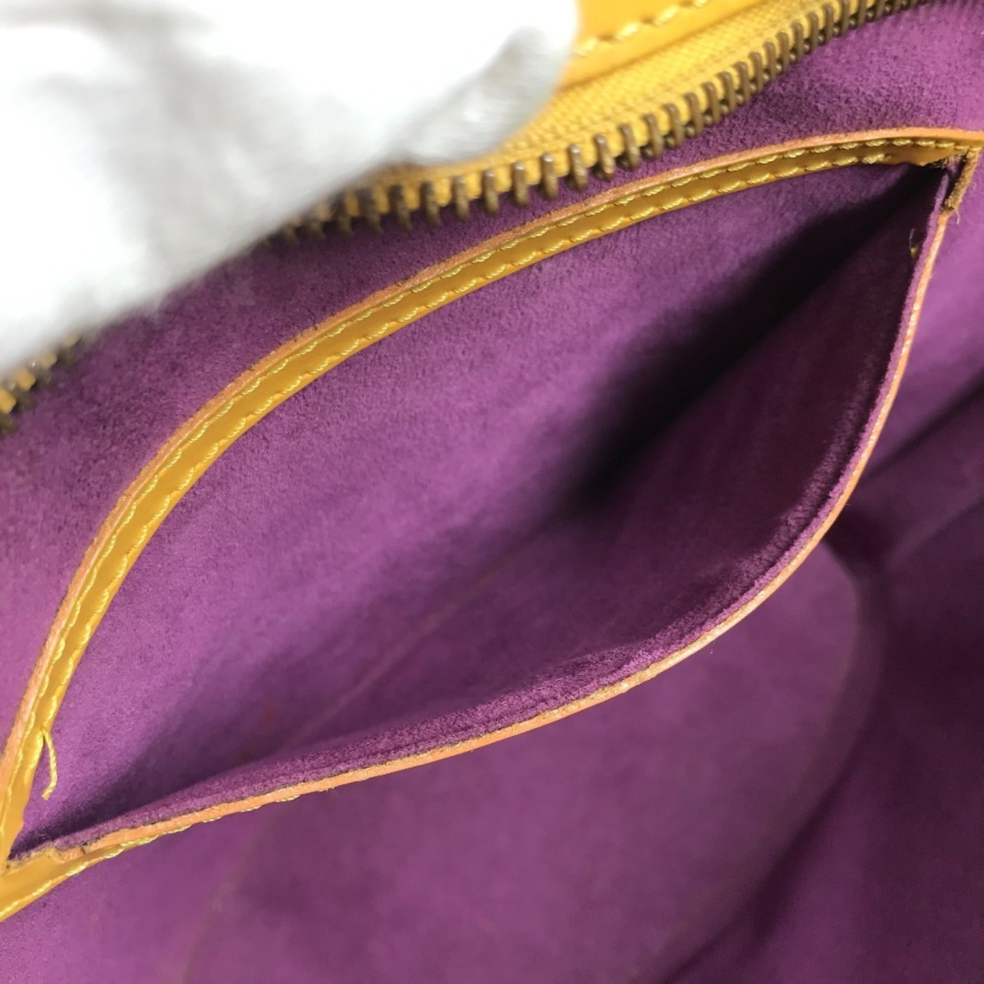 Louis Vuitton Yellow Epi Leather Handbag Tote Bag (Pre-Owned)