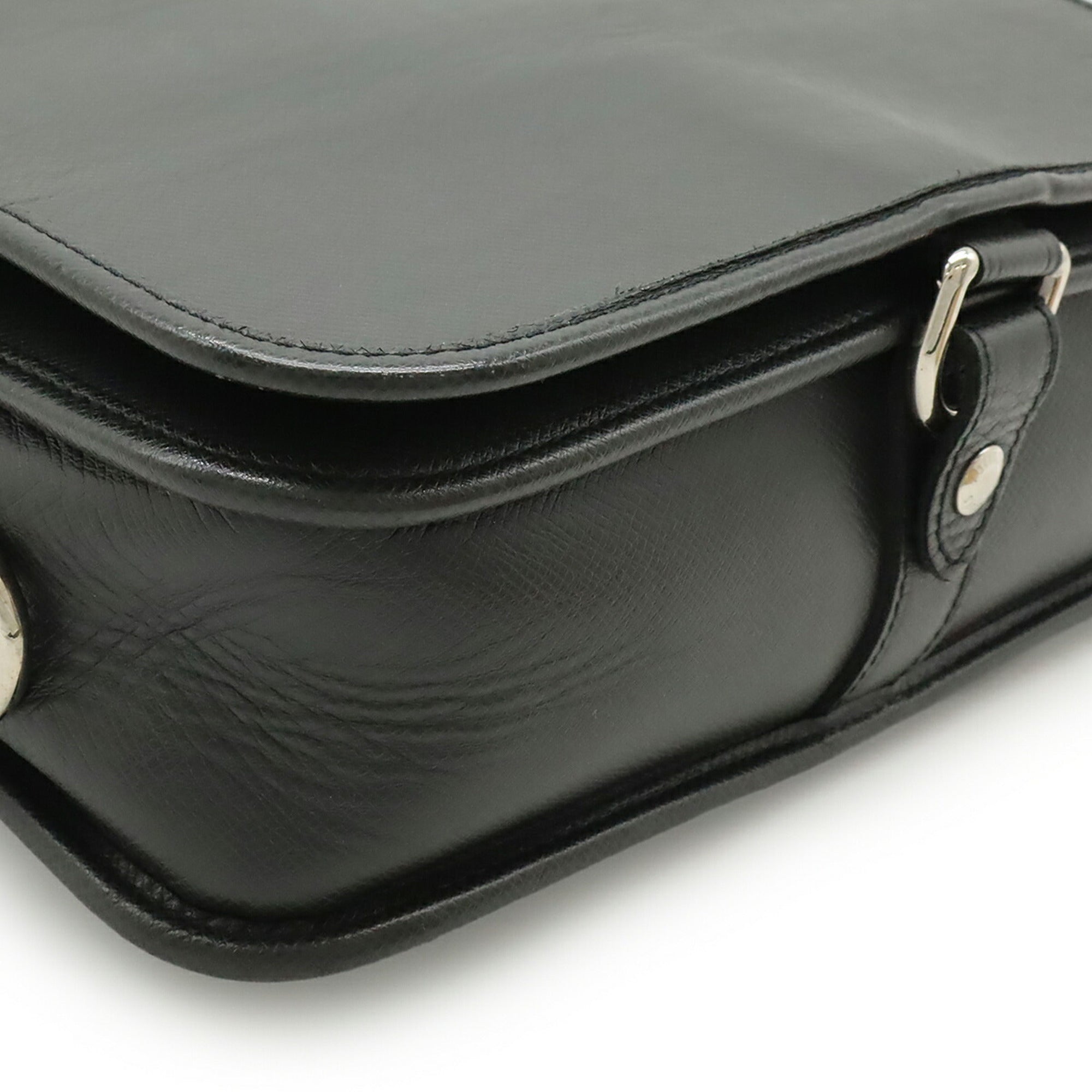 Louis Vuitton Ardoise Black Taiga Leather Shoulder Bag (Pre-Owned)