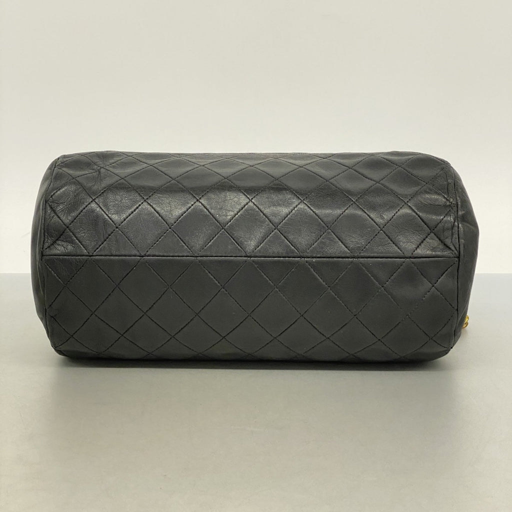 Vintage Front Pocket Shoulder Bag Quilted Lambskin Medium